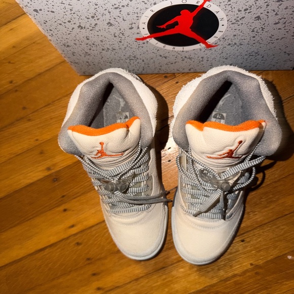 Air Jordan 5 Retro SE Craft Light Orewood Brown Sneakers Size 7Y FD9220-180 - Picture 3 of 9